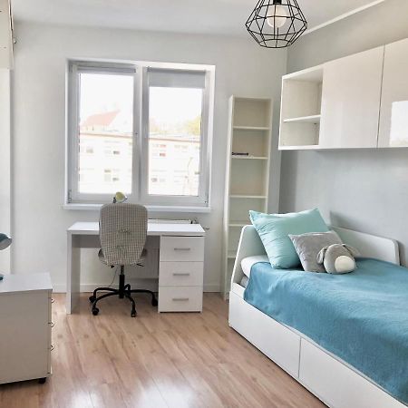 Apartament Family Wroclaw Z Klimatyzacja Parking Lejlighed Eksteriør billede